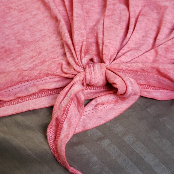 Lightweight 3 quarter sleeve t shirt. - Picture 3 of 5